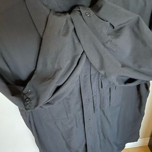 Black feted shirt